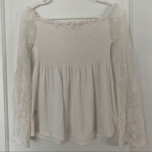 Off the Shoulder White top with Lace Bell Sleeves - Picture 5 of 7